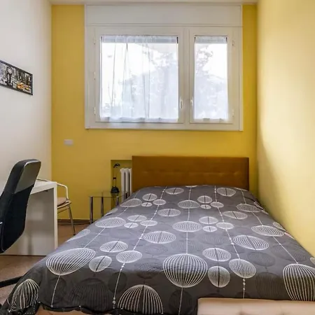 Ampia Stanza Privata In Zona Citta Studi Milan