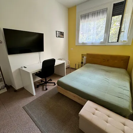 Ampia Stanza Privata In Zona Citta Studi * Milan